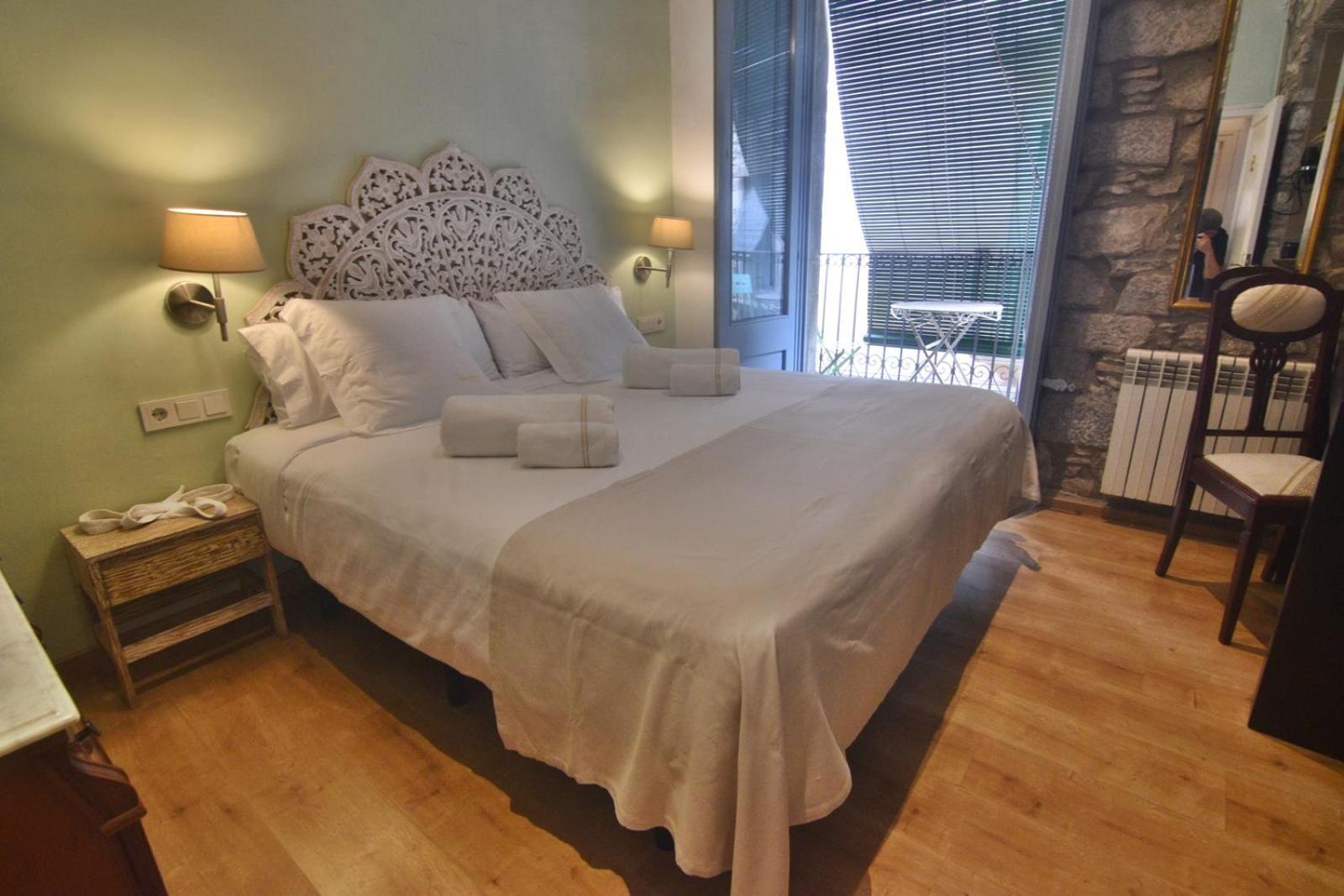 Pensio Bellmirall Gerona Exterior foto