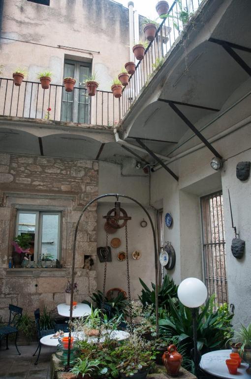 Pensio Bellmirall Gerona Exterior foto